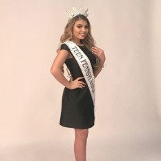 Sherri Hill Open Back Cocktail Dress with Crystal Detaling on Back: Size 0/$350