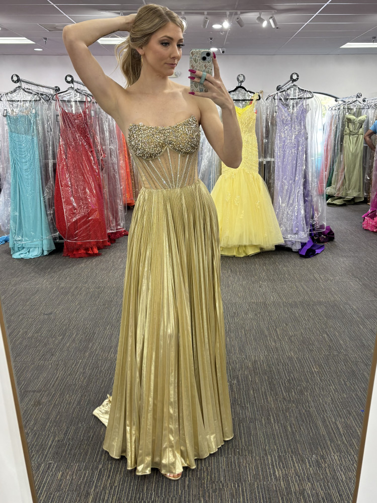 Gold teen/miss/mrs Rachel Allen gown size 0