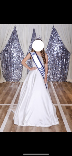 Ashley Lauren White Gown