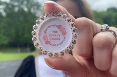Single Row Custom Rhinestone Magnet for Fundraising: Pageant Sports Photo Rhinestone Bottle Cap Name Tag Button Pin Magnet