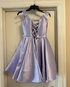 Light Purple Cocktail with Lace-Up Back