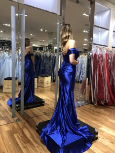 SHERRI HILL 54923 ROYAL SIZE 0 *NEVER ALTERED*