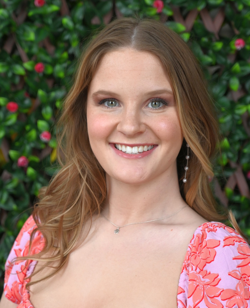 Ava Revelle