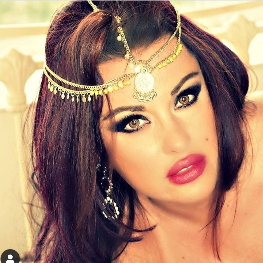 Roxana Shirazi