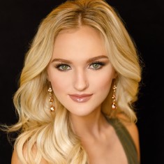 Isabella Goins