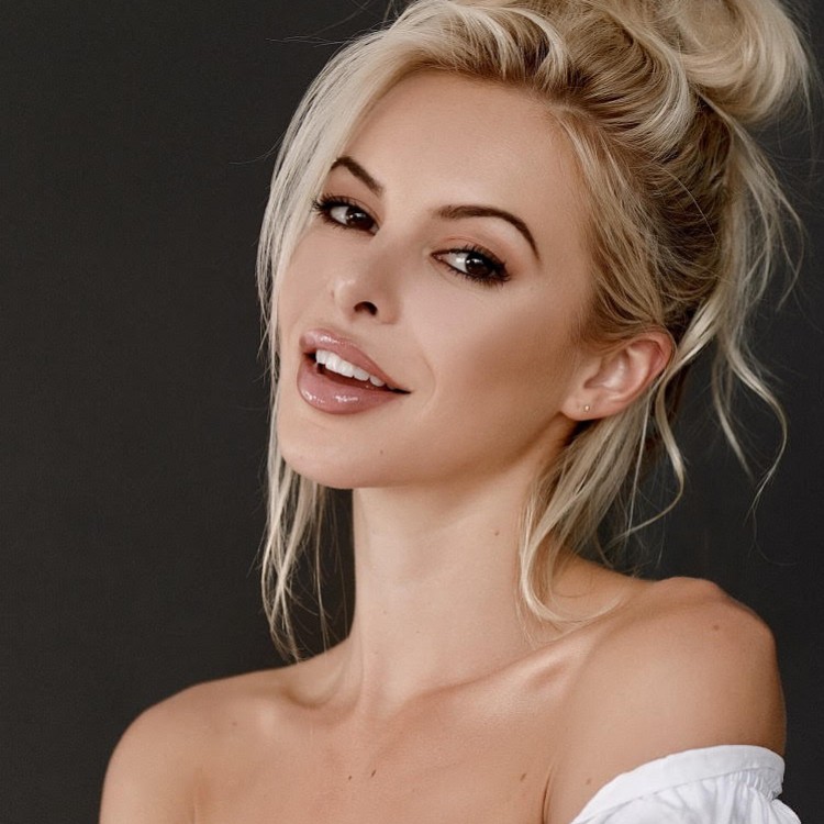 Savannah Schechter
