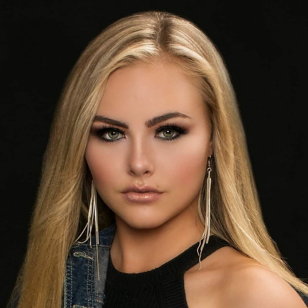 Emily Helton