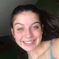 Samantha Davis