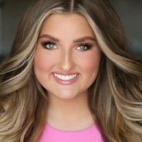 Elle Pasternik