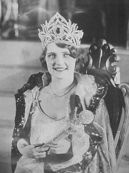 Lois Delander