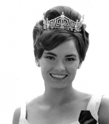 1965 Miss America Ohio Pageant centerpiece Pepsi Cola Cedar Point Vonda Van Dyke 