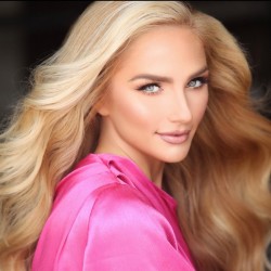 Kristin Simone