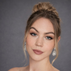 Ava Gleaves