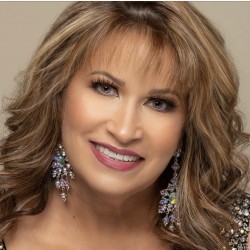Brenda Carr