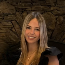 Daria Roberts