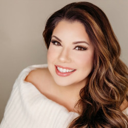 Brianna Houchins