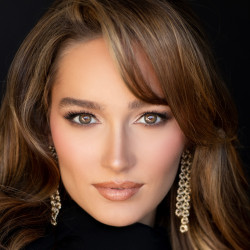Kriszta Hajek