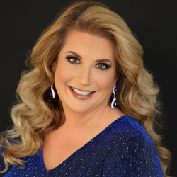 Suzanne McGinn - Pageant Judge